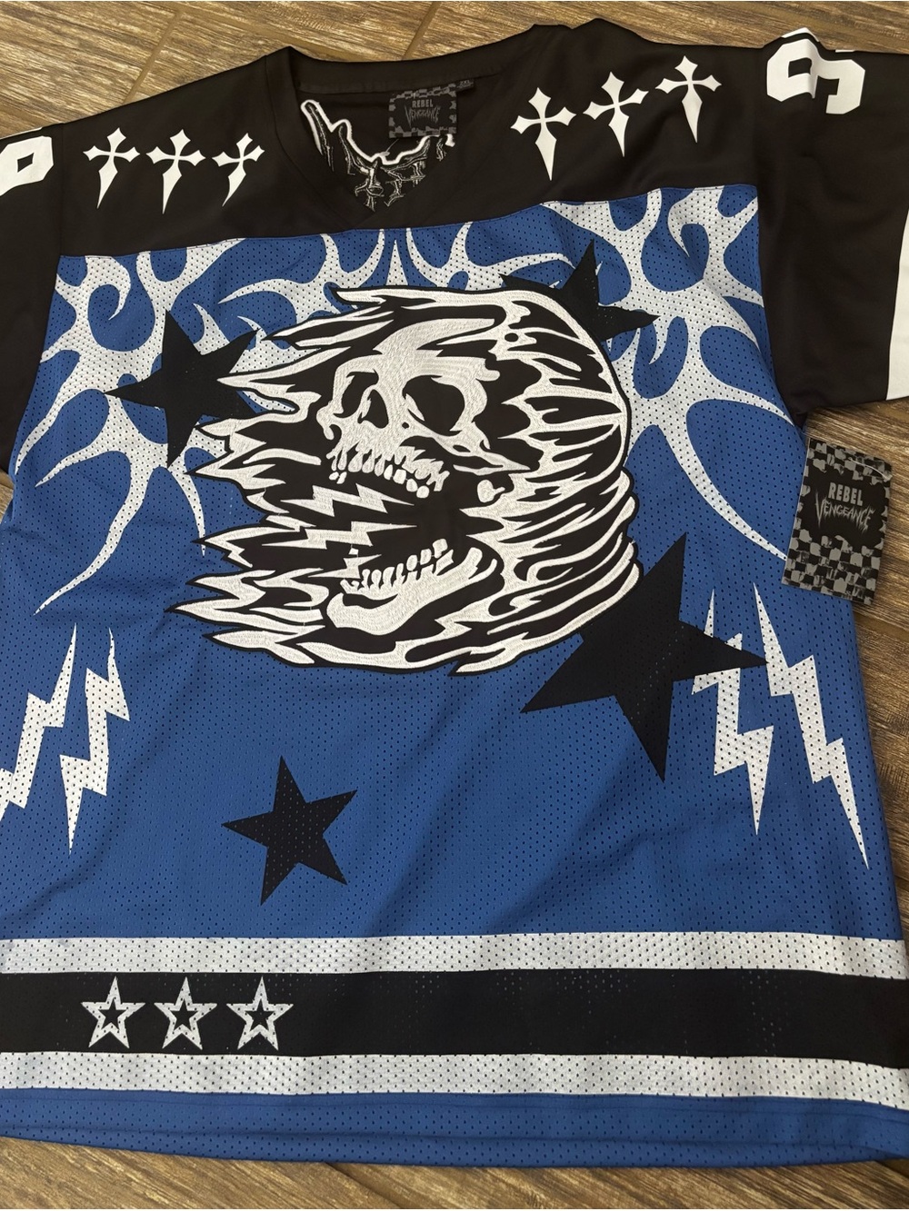 Men Rebel Vengeance Graphic football style Jersey scull streetwear 2XL NWT RARE